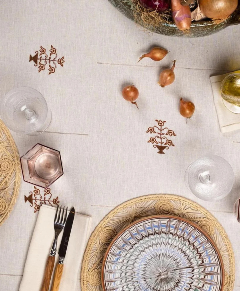 Ottoman Vase Tablecloth