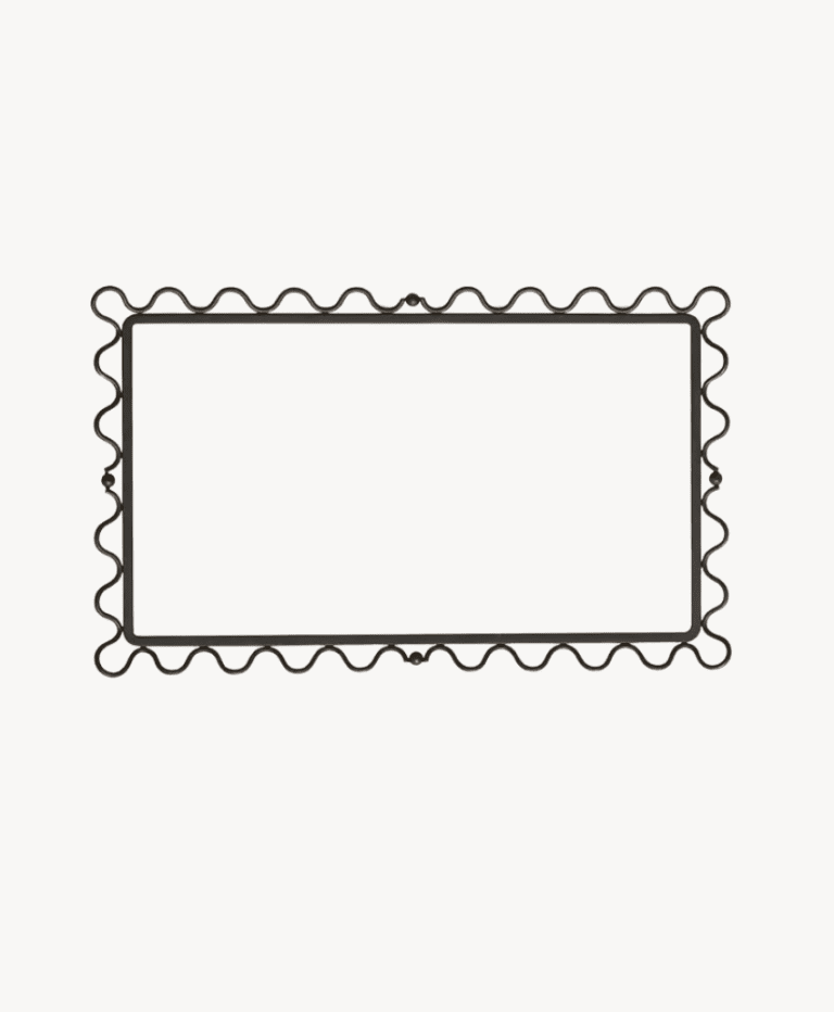Pia Mirror