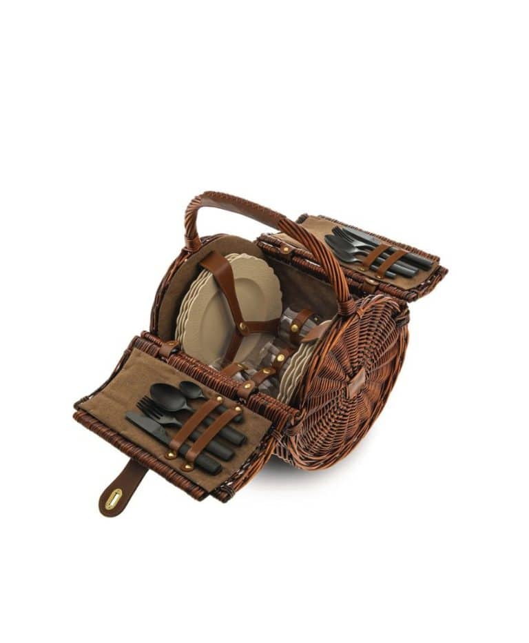 Dressed Un Plein Air: Picnic Set