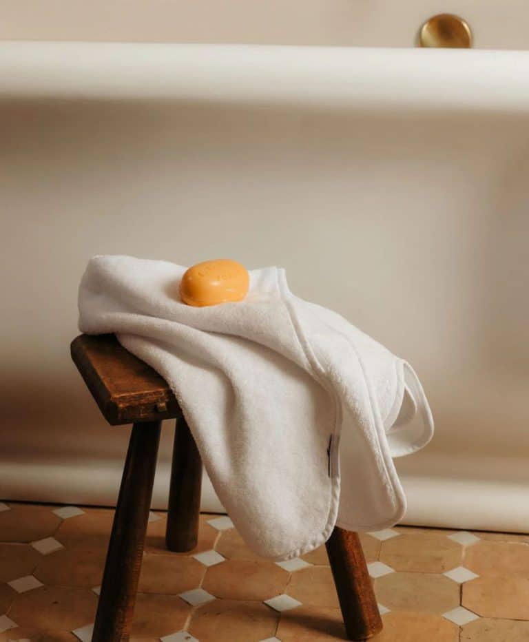 Amelia Scalloped Bath Towels