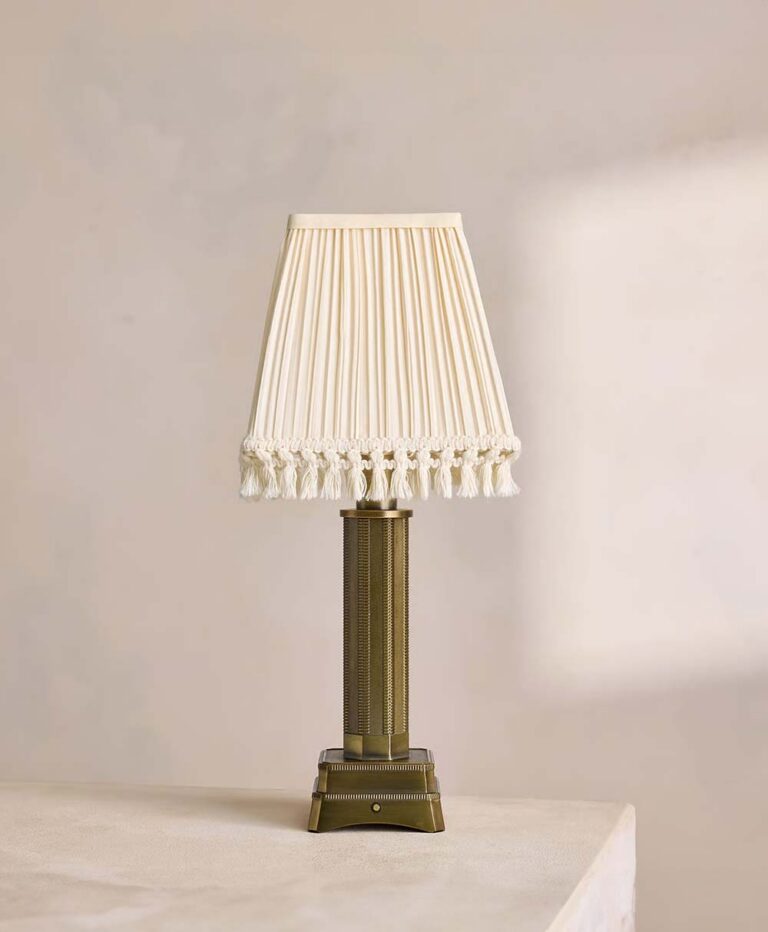 Oxford Portable Lamp