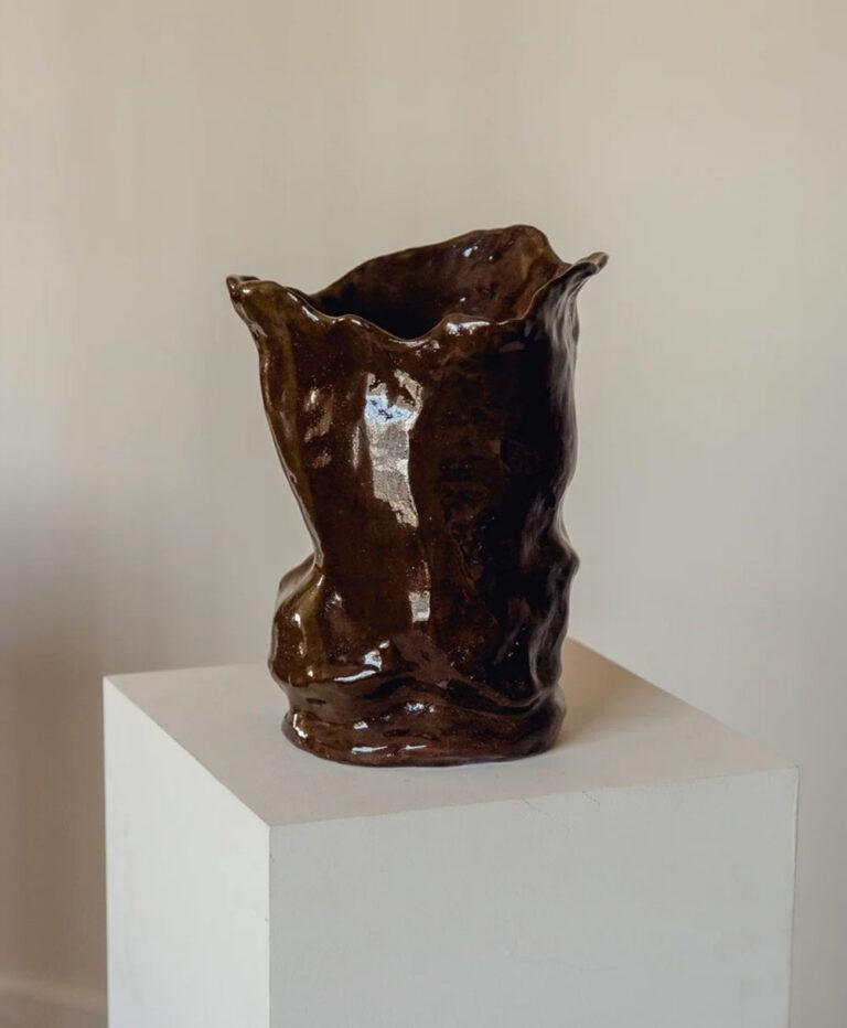 The Modica Vase – Brown