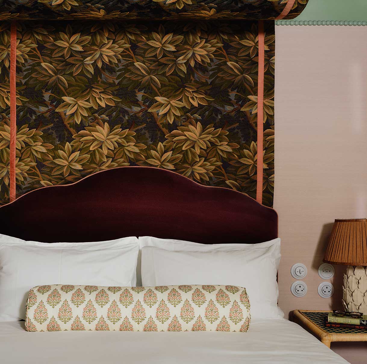 Headboards & Ottomans