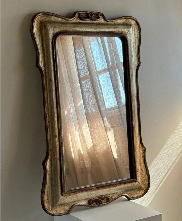 Italian Mid-Century Giltwood Mirror